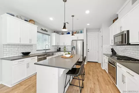 Kitchen - 8672 Camden Dr, Santee, CA 92071 photo 3 of 5