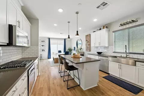 Kitchen - 8672 Camden Dr, Santee, CA 92071 photo 4 of 5