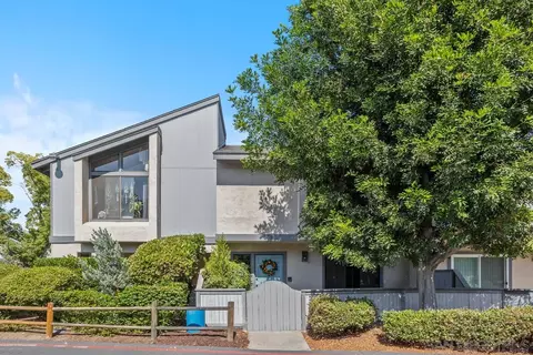 2135 E Valley Pkwy #5, Escondido, CA 92027