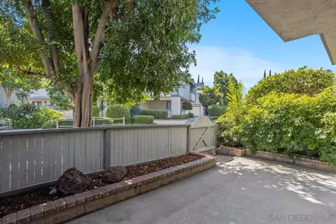 2135 E Valley Pkwy #5, Escondido, CA 92027 photo 2
