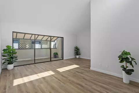 2135 E Valley Pkwy #5, Escondido, CA 92027 photo 4