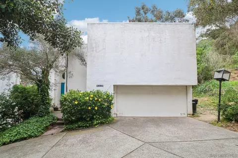 8358 Gilman Dr, La Jolla, CA 92037 photo 14