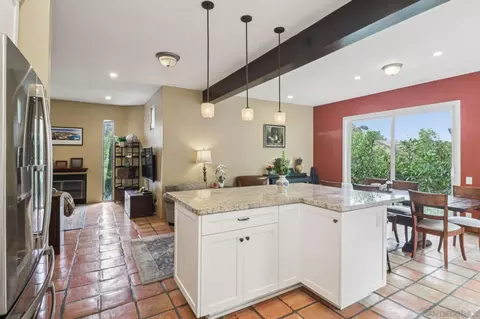 8358 Gilman Dr, La Jolla, CA 92037 photo 13