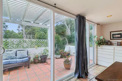 8358 Gilman Dr, La Jolla, CA 92037 photo 27