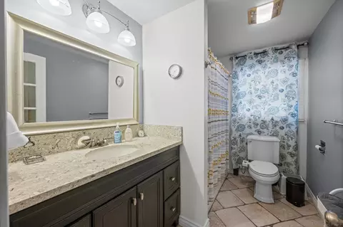 Bath - 7960 Normal Ave, La Mesa, CA 91941 photo 3 of 4