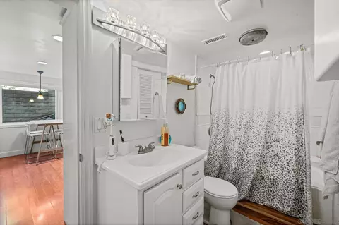 Bath - 7960 Normal Ave, La Mesa, CA 91941 photo 4 of 4