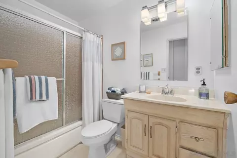 Bath - 5374 Wellesley St, La Mesa, CA 91942 photo 2 of 3