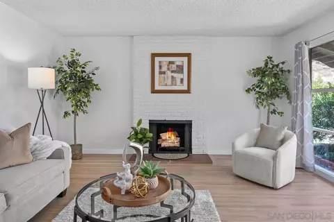 Living - 5374 Wellesley St, La Mesa, CA 91942 photo 2 of 5