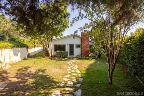4815 Beaumont Dr, La Mesa, CA 91941
