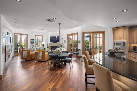 120 C Ave #308, Coronado, CA 92118