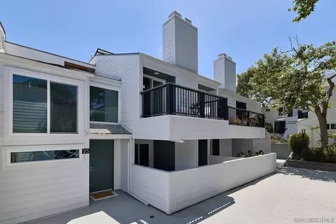 707 S Sierra Ave #23, Solana Beach, CA 92075