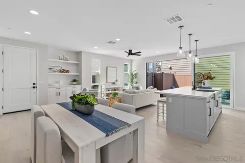 569 N Vulcan Ave, Encinitas, CA 92024 photo 17