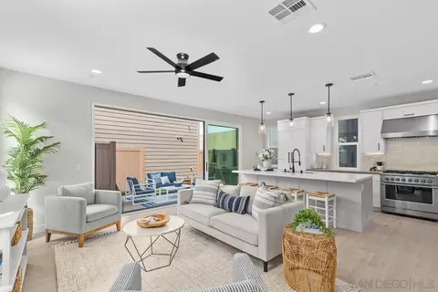569 N Vulcan Ave, Encinitas, CA 92024 photo 9