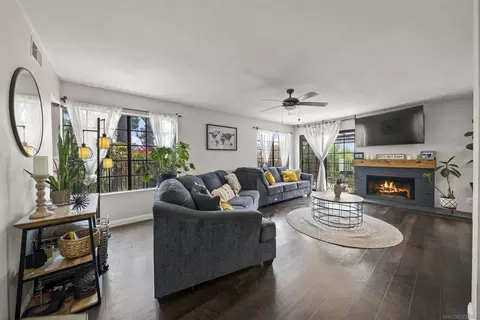 1534 Apache Dr #A, Chula Vista, CA 91910