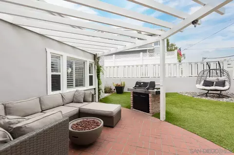 Exterior - 1312 2nd, Coronado, CA 92118 photo 3 of 6