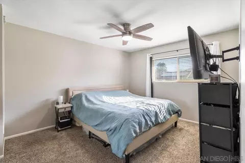Bedroom - 220 Eveningside Gln, Escondido, CA 92026 photo 1 of 7