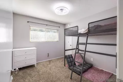 Bedroom - 220 Eveningside Gln, Escondido, CA 92026 photo 3 of 7