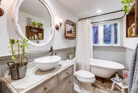 Bath - 17048 Handlebar Rd, Ramona, CA 92065 photo 5 of 7