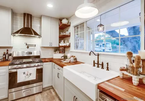Kitchen - 17048 Handlebar Rd, Ramona, CA 92065 photo 5 of 9