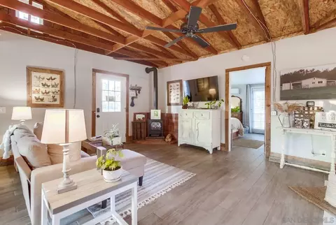 Living - 17048 Handlebar Rd, Ramona, CA 92065 photo 7 of 8