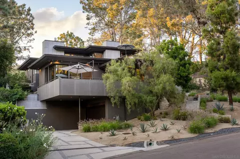 Exterior - 404 Pine Needles, Del Mar, CA 92014 photo 2 of 17