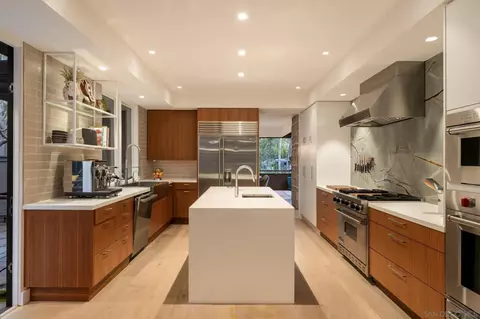 Kitchen - 404 Pine Needles, Del Mar, CA 92014 photo 3 of 5