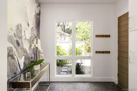 Entry Way - 404 Pine Needles, Del Mar, CA 92014 photo 5 of 5
