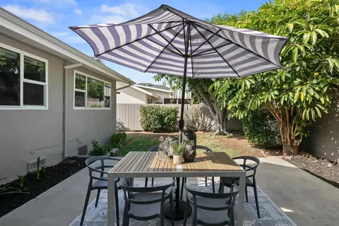 Exterior - 661 Balboa Ave, Coronado, CA 92118 photo 5 of 13