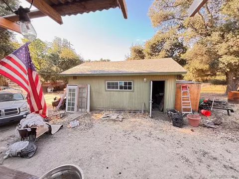 Exterior - 2465 Gladiola Dr, Campo, CA 91906 photo 5 of 9