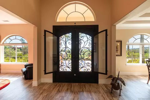Entry Way - 246 Yucca Rd, Fallbrook, CA 92028 photo 1 of 3