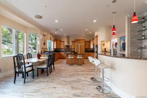 Kitchen - 246 Yucca Rd, Fallbrook, CA 92028 photo 8 of 9