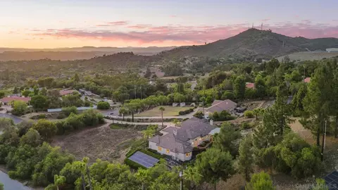 View/Area - 246 Yucca Rd, Fallbrook, CA 92028 photo 1 of 7