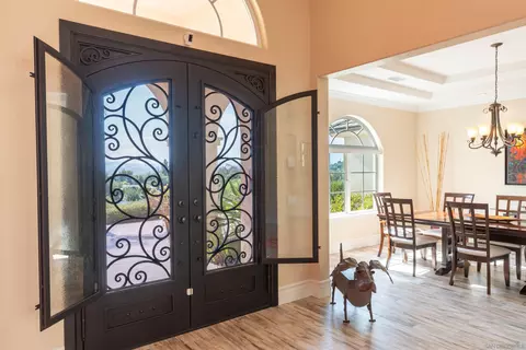 Entry Way - 246 Yucca Rd, Fallbrook, CA 92028 photo 2 of 3