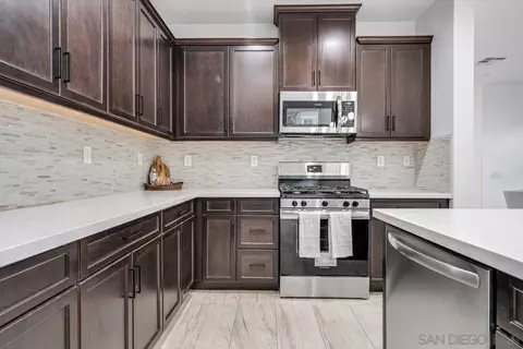13214 Spring Mountain Rd, Lakeside, CA 92040 photo 13
