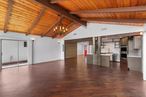 9307 Dalehurst Rd, Santee, CA 92071 photo 3