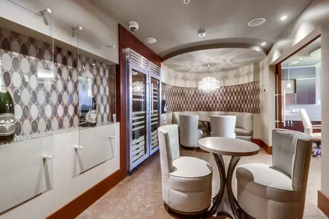 1325 Pacific Hwy #101, San Diego, CA 92101