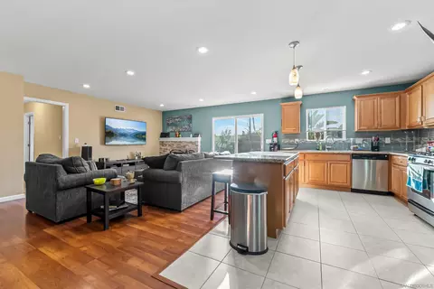 1818 La Corta St, Lemon Grove, CA 91945 photo 12