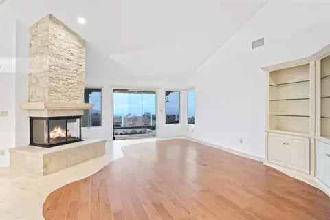 Living - 1327 Caminito Batea, La Jolla, CA 92037 photo 5 of 7