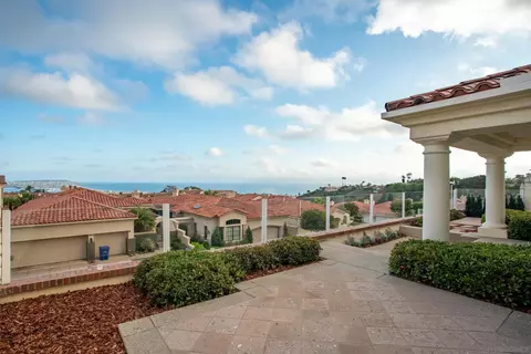 Exterior - 1327 Caminito Batea, La Jolla, CA 92037 photo 1 of 9