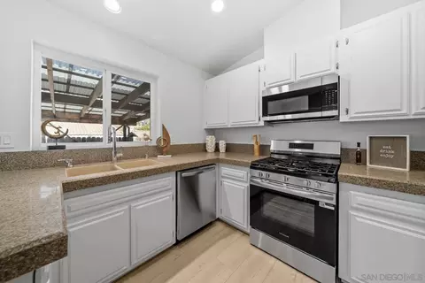 8406 Happy Way, El Cajon, CA 92021 photo 8