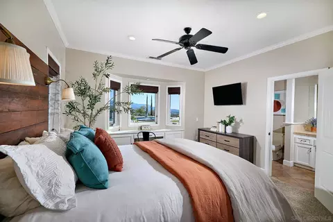 Bedroom - 38408 Mesa Rd, Temecula, CA 92592 photo 4 of 7