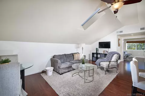 Living - 38408 Mesa Rd, Temecula, CA 92592 photo 6 of 6