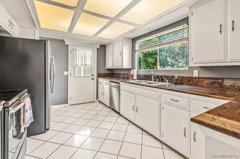 Kitchen - 507 9th St, Ramona, CA 92065 photo 1 of 2