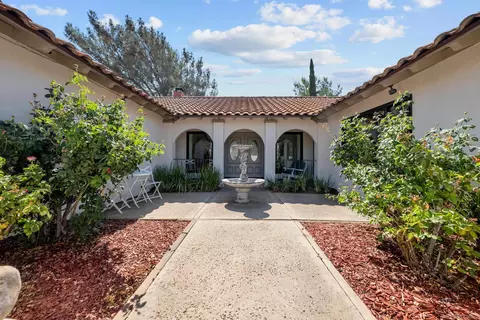 16273 Arena Dr, Ramona, CA 92065 photo 3