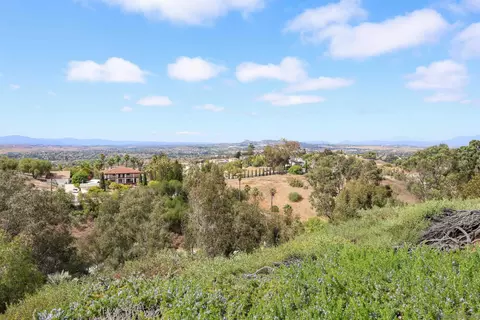 View/Area - 4485 Kittiwake Way, Oceanside, CA 92057 photo 2 of 6