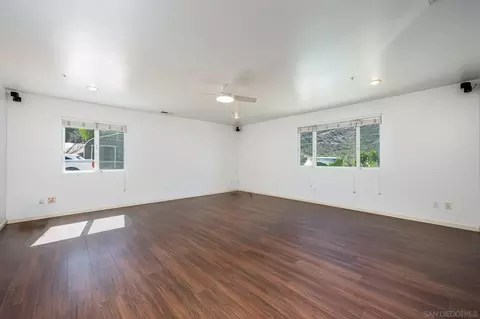 Living - 115 Summit Ln, El Cajon, CA 92019 photo 5 of 6