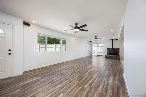 Living - 115 Summit Ln, El Cajon, CA 92019 photo 2 of 6