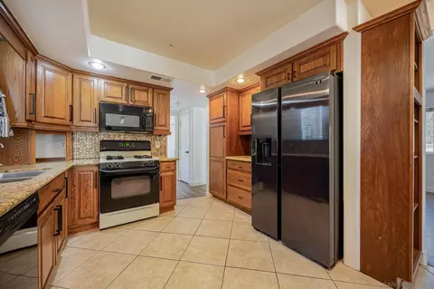 Kitchen - 115 Summit Ln, El Cajon, CA 92019 photo 3 of 3