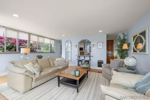 Living - 356 Prospect St #N3, La Jolla, CA 92037 photo 1 of 7
