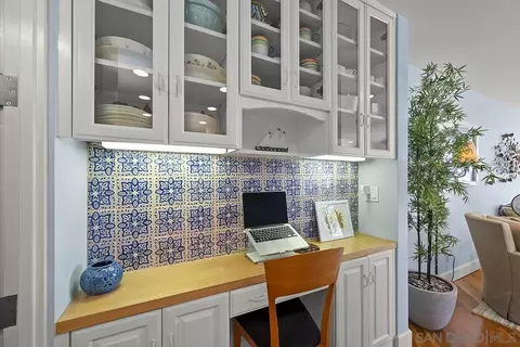 Kitchen - 356 Prospect St #N3, La Jolla, CA 92037 photo 3 of 6